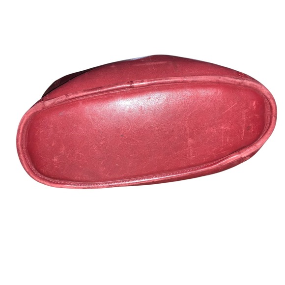 Red Leather COACH Legacy Slim Duffle Bag / Shoulder Bag - Picture 15 of 16